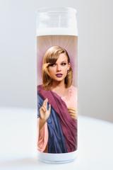 Illuminidol Taylor Swift Pink Robe Candle